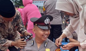 Polres Pesawaran Gelar Upacara Kenaikan Pangkat 28 Personel, Wujud Apresiasi di Momen Hari Bhayangkara ke-79