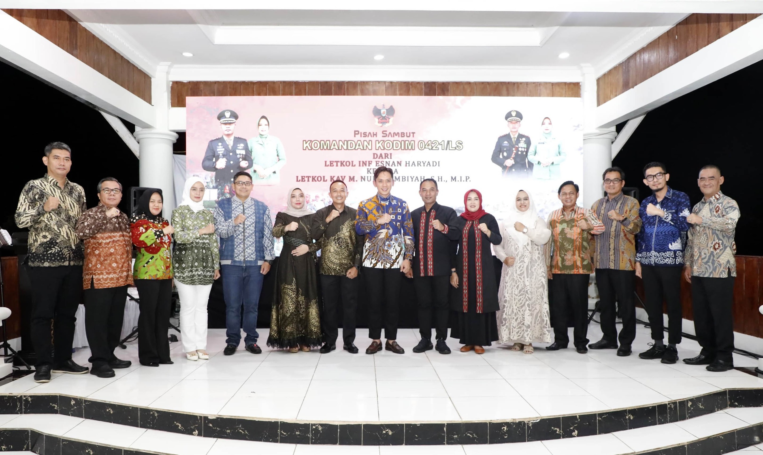 Letkol Nuril Resmi Jabat Dandim 0421/LS, Langkah Awal: Harmoni, Pembangunan dan… Follow Instagram Bupati!