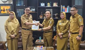 Gubernur Lampung Aktifkan Kembali Dr. Agus Nompitu Sebagai Kepala Dinas Tenaga Kerja Provinsi Lampung