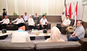 Kinerja Diakui Publik, Bupati Egi Tuai Apresiasi Radar Lampung sebagai Figur Pemimpin Daerah Berprestasi