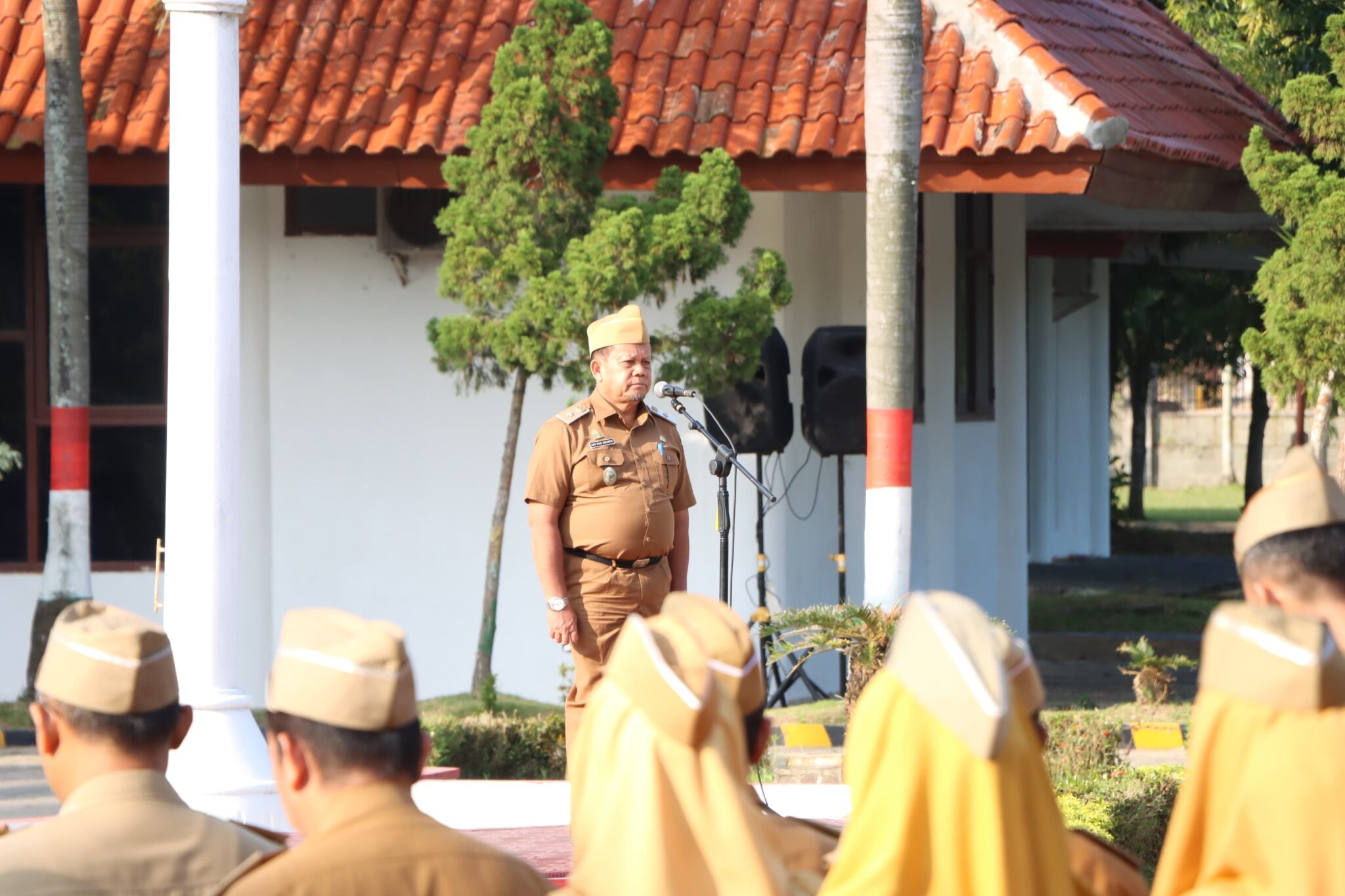 Asisten Bidang Administrasi Umum Setdakab Pimpin Apel Di Lingkup Sekretariat Pemkab Lampung Tengah