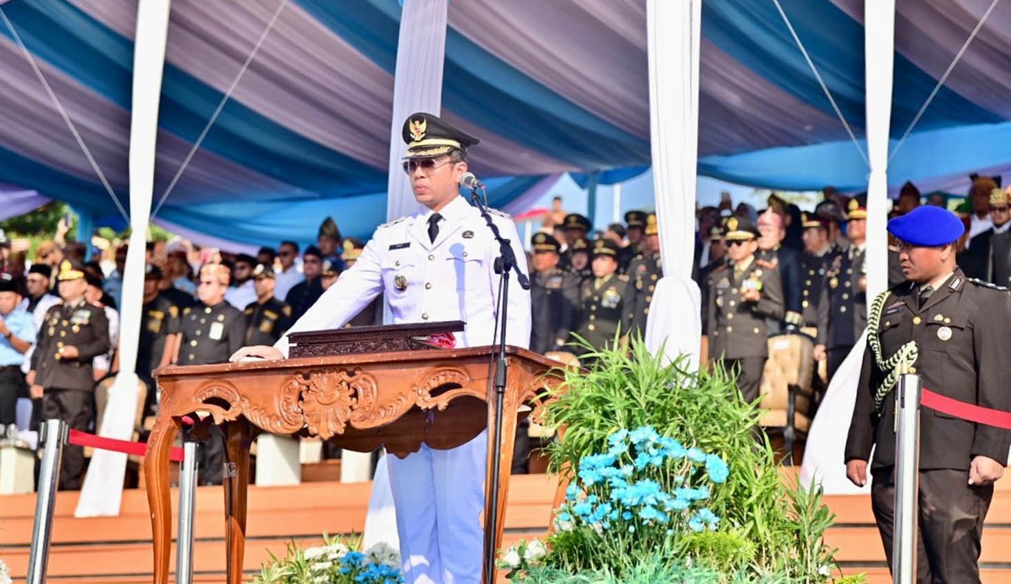 Ukir Sejarah Baru! Bupati Egi Pimpin Detik-Detik Proklamasi HUT ke-80 RI di Menara Siger, Selat Sunda Jadi Saksi Abadi