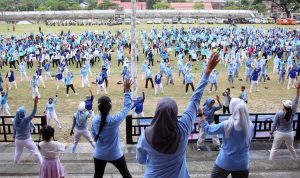 Haornas 2025 di Kalianda: Zita Anjani Pimpin Senam Massal Penuh Keceriaan