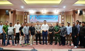 Keresahan Warga Hara Banjar Manis Memuncak, Bupati Egi Tegaskan Jalan Hukum: Teguran hingga Pemberhentian Kades