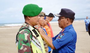 Latih Respons Cepat di Laut, Damkar Lampung Selatan Gelar Pelatihan Water Rescue di Pantai Kedu