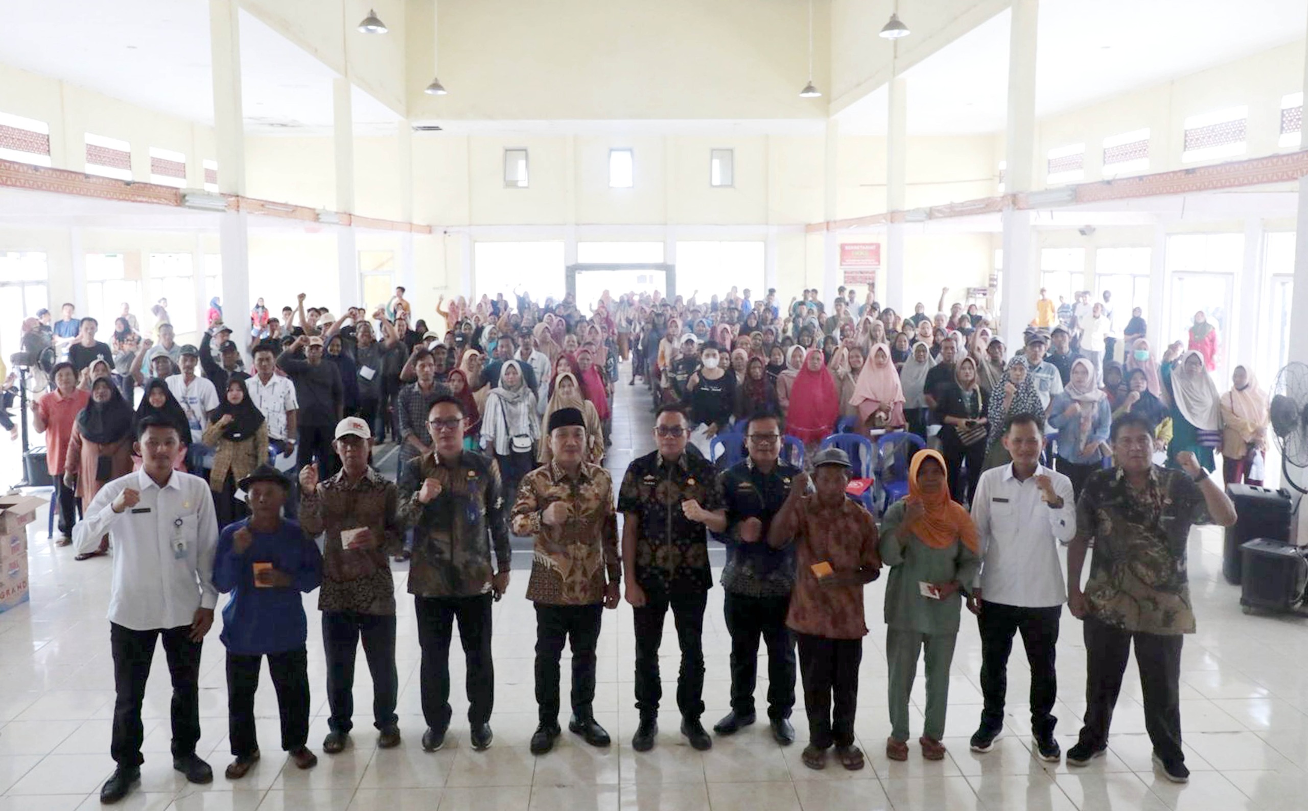 356 Keluarga di Sidomulyo Terima Kartu Kesejahteraan Sosial dari Kemensos RI