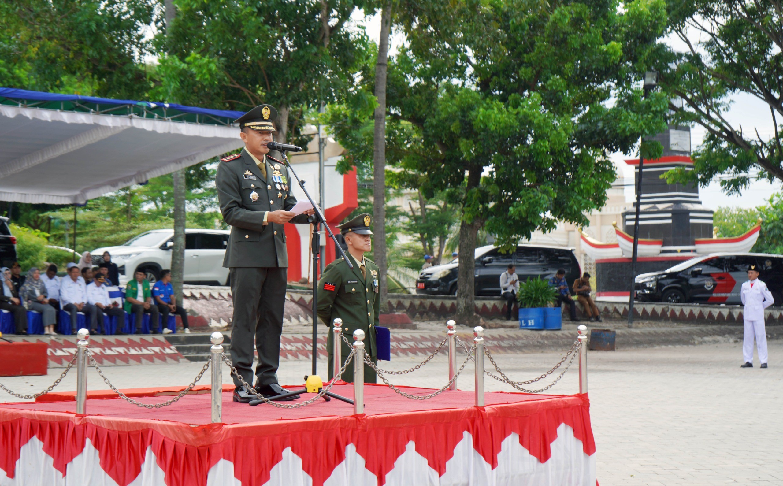Pemkab Lampung Selatan Gelar Upacara Hari Pahlawan ke-80, Dandim 0421/LS Ajak Masyarakat Jadi Pejuang di Zaman Modern