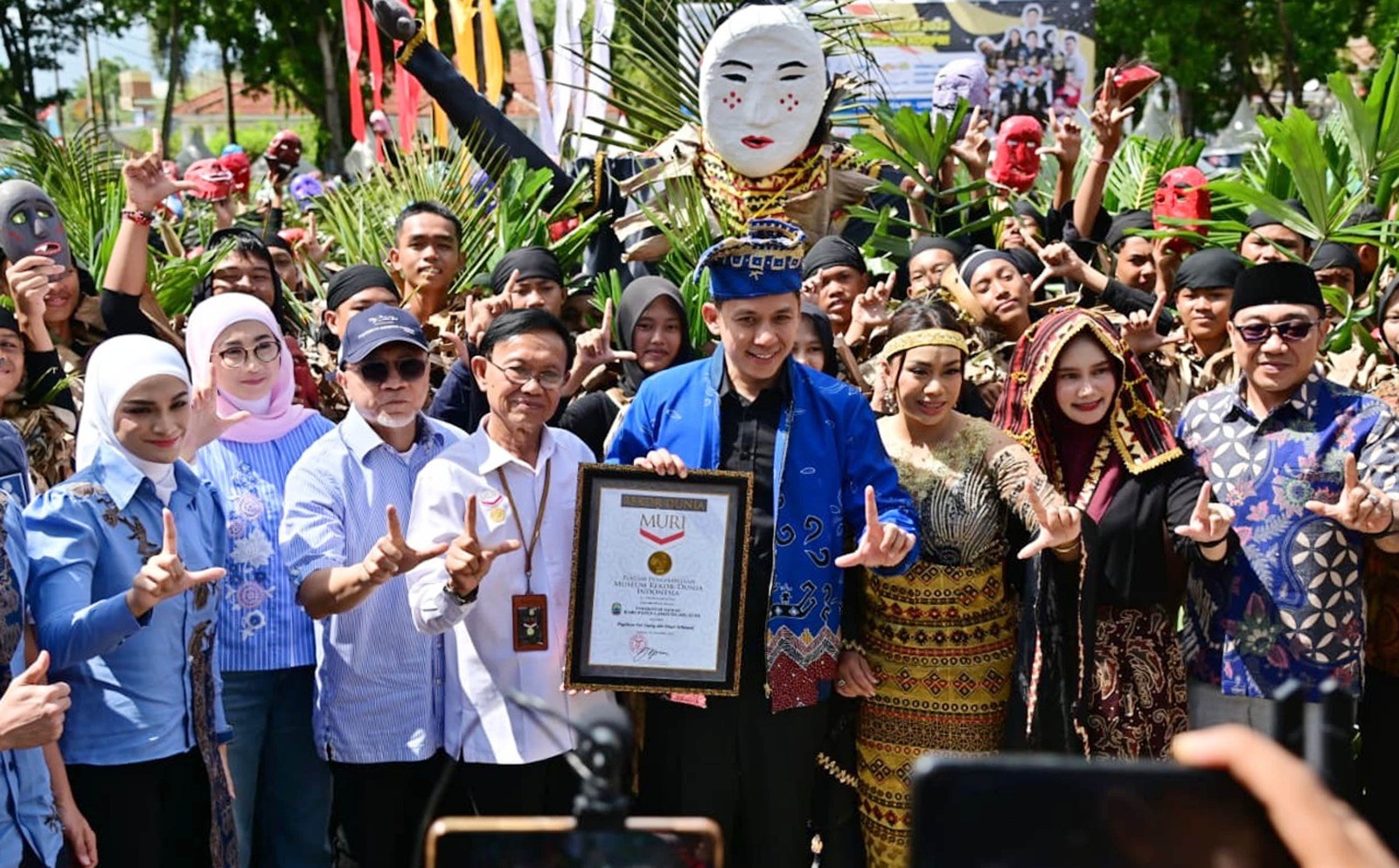 1.500 Penari Pecahkan Rekor MURI, Tari Tuping Lampung Selatan Catat Sejarah Dunia
