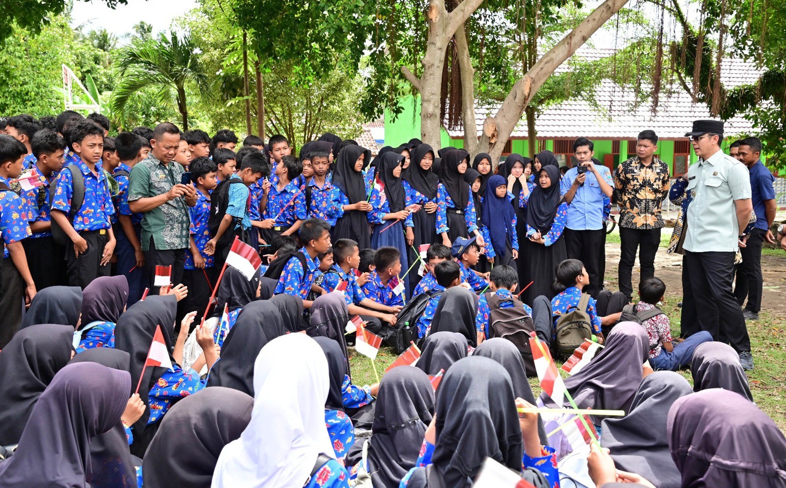 Bupati Egi Ultimatum SMPN 1 Rajabasa Bereskan Fasilitas Sekolah dalam Sepekan