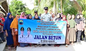 Bupati Egi Tinjau Jalan Beton Kunjir, Pastikan Akses Utama Pelajar Dibangun Berkualitas