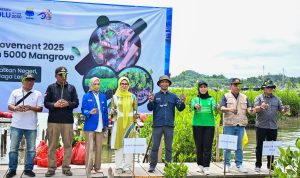 Bupati Nanda Indira Apresiasi Gerakan Lingkungan KOPRI PB PMII dalam Upaya Pelestarian Ekosistem Pesisir