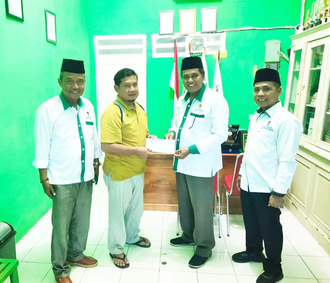 Apdesi Pesawaran Dukung BAZNAS Himpun Donasi Korban Longsor Dan Banjir Sumatera