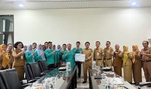 Sekda Lampung Selatan Lepas Calon Transmigran ke Tiga Provinsi, Dibekali Pelatihan dan Uang Saku