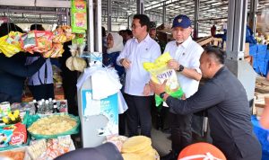 Pantau Harga Jelang Akhir Tahun, Menko Pangan dan Mendag Turun Langsung ke Pasar Inpres Kalianda