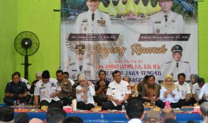 Menapaki Jejak Transmigrasi, Gubernur Jawa Tengah Silaturahmi Bersama Keluarga Transmigran di Desa Bagelen