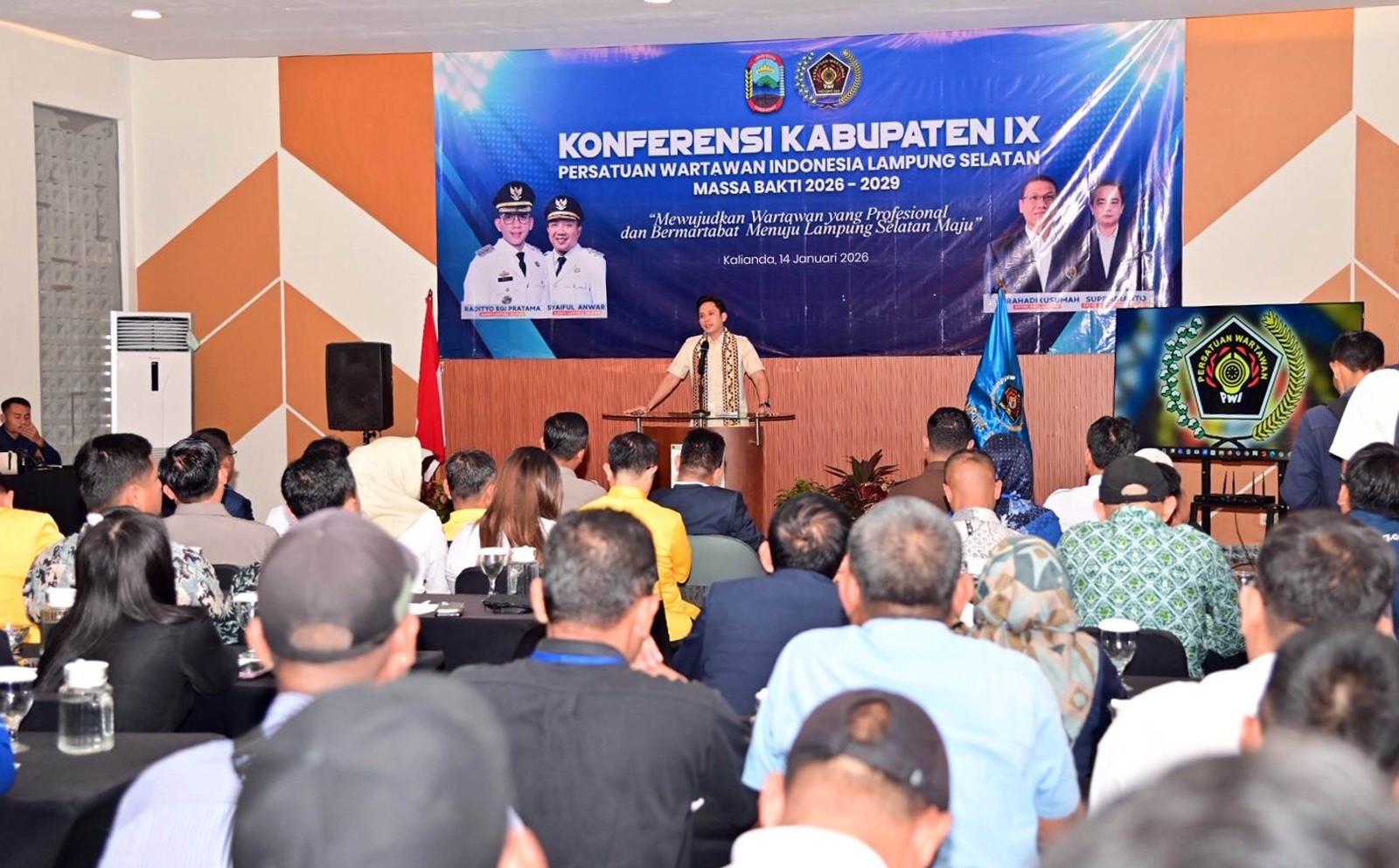 Buka Konferkab IX, Bupati Egi: PWI Harus Jadi Kanalis Informasi Sehat dan Penjaga Profesionalisme Wartawan