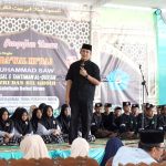 Peringatan Isra Mikraj di Tanjung Sari, Bupati Egi: Pesantren Fondasi SDM Unggul Penopang Pembangunan