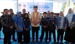 Berani Suarakan Aspirasi di Musrenbang, Tiga Siswa SMPN Satap 2 Kalianda Dapat Tabungan Pendidikan dari Bupati Egi