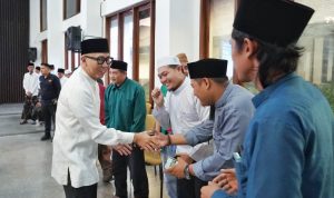 Pemprov Lampung Beri Dukungan Nyata bagi Pesantren untuk Menjaga Keberlanjutan Pendidikan Pemprov Lampung Beri Dukungan Nyata bagi Pesantren untuk Menjaga Keberlanjutan Pendidikan
