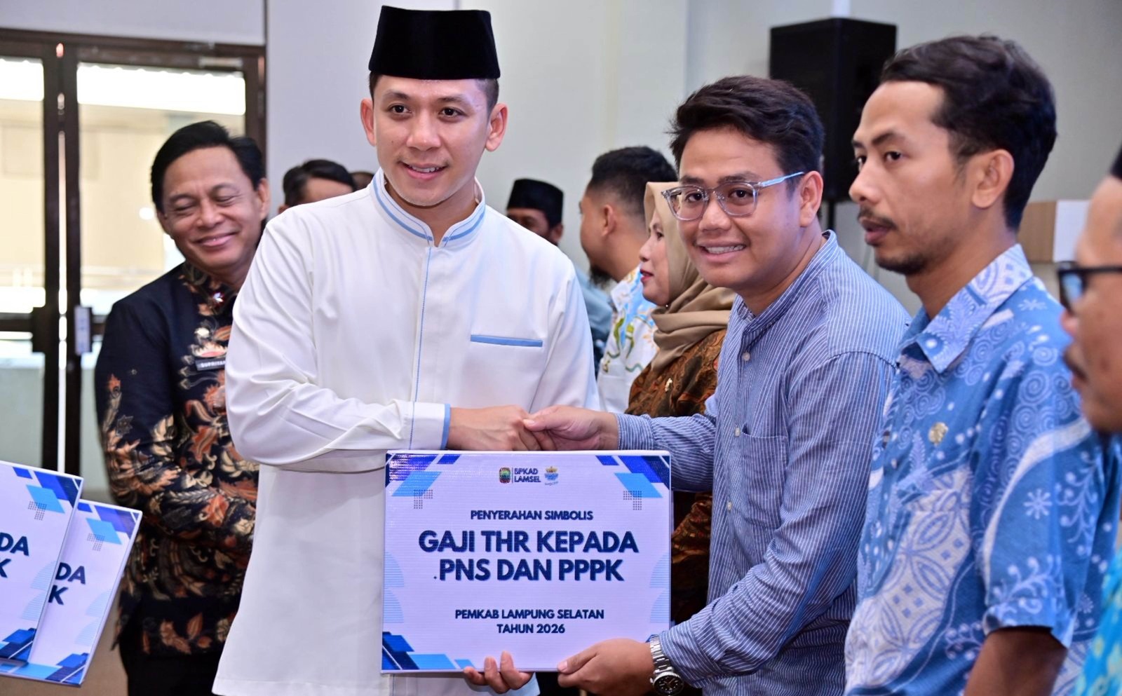 Jelang Lebaran, THR Rp35,6 Miliar untuk 12 Ribu ASN dan DPRD Lampung Selatan Cair Lebih Awal