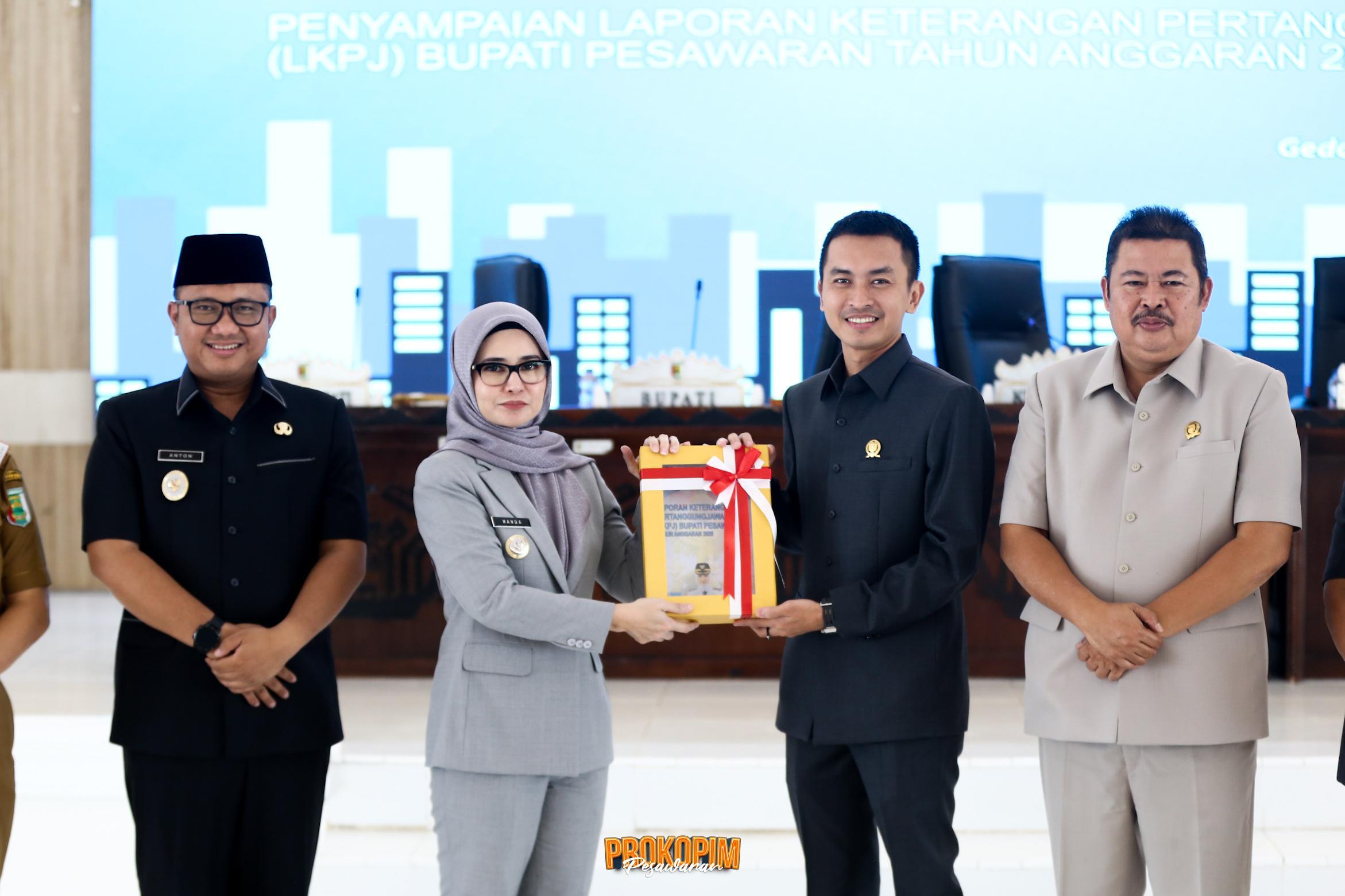 Bupati Pesawaran Sampaikan LKPJ Tahun Anggaran 2025 dalam Rapat Paripurna DPRD