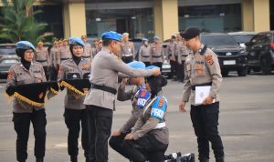 Lapangan Hitam Jadi Saksi, 35 Bintara Remaja Bidpropam Polda Lampung Jalani Pembaretan