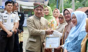 Dari UMKM hingga Jurnalis, 13 Wanita Helau Lampung Selatan Diganjar Penghargaan di Hari Kartini 2026