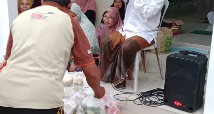 Masjid Al Hikmah Sukaraja 8, Kembali Berbagi Di Minggu Berkah 