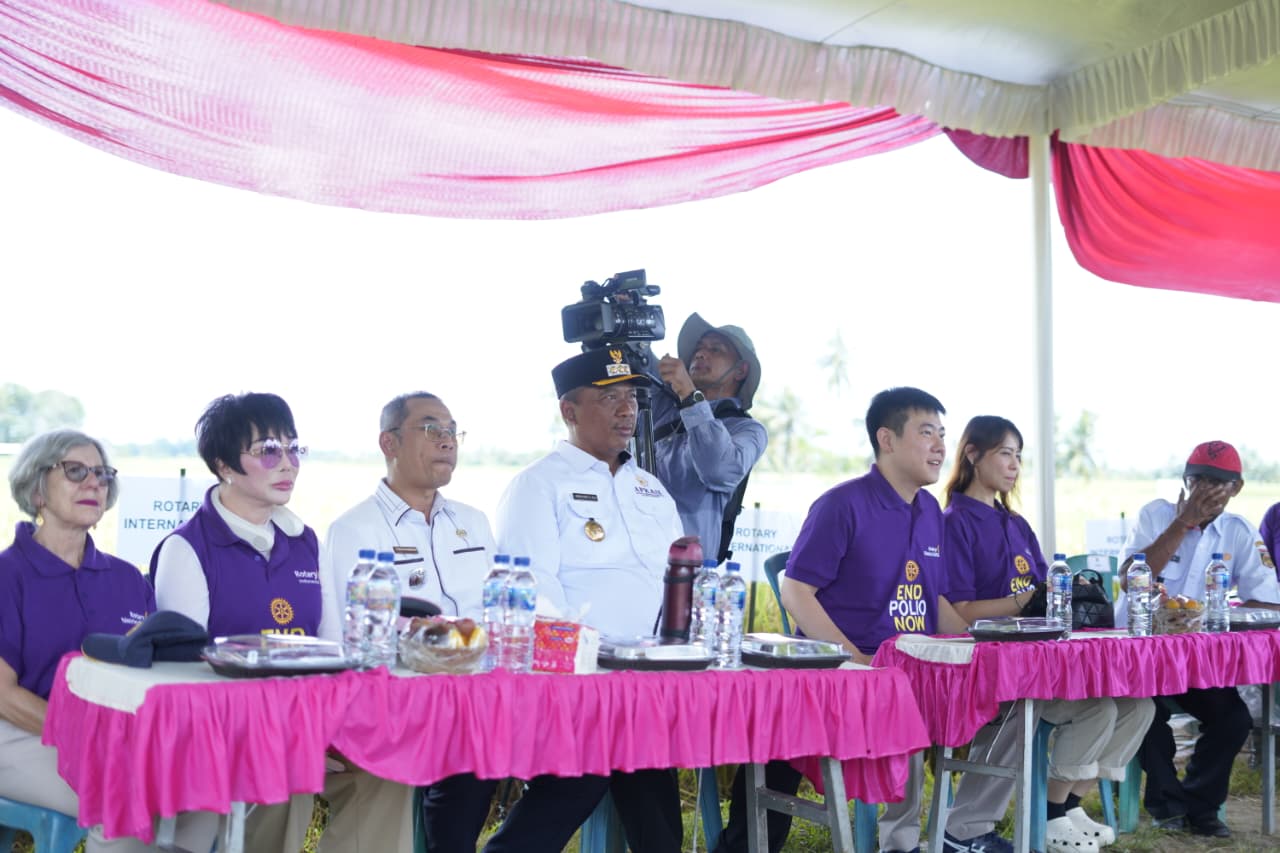 Tingkatkan Ekonomi Desa, Plt Bupati Lampung Tengah dan Rotary Club Mulai Pembangunan Irigasi di Seputih Raman