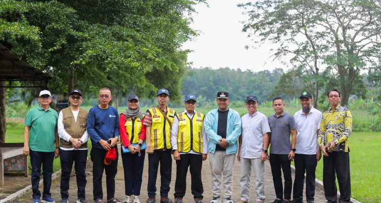 Wabup Pesawaran Dampingi Tim Kementerian PUPR Tinjau Calon Lokasi Sekolah Rakyat