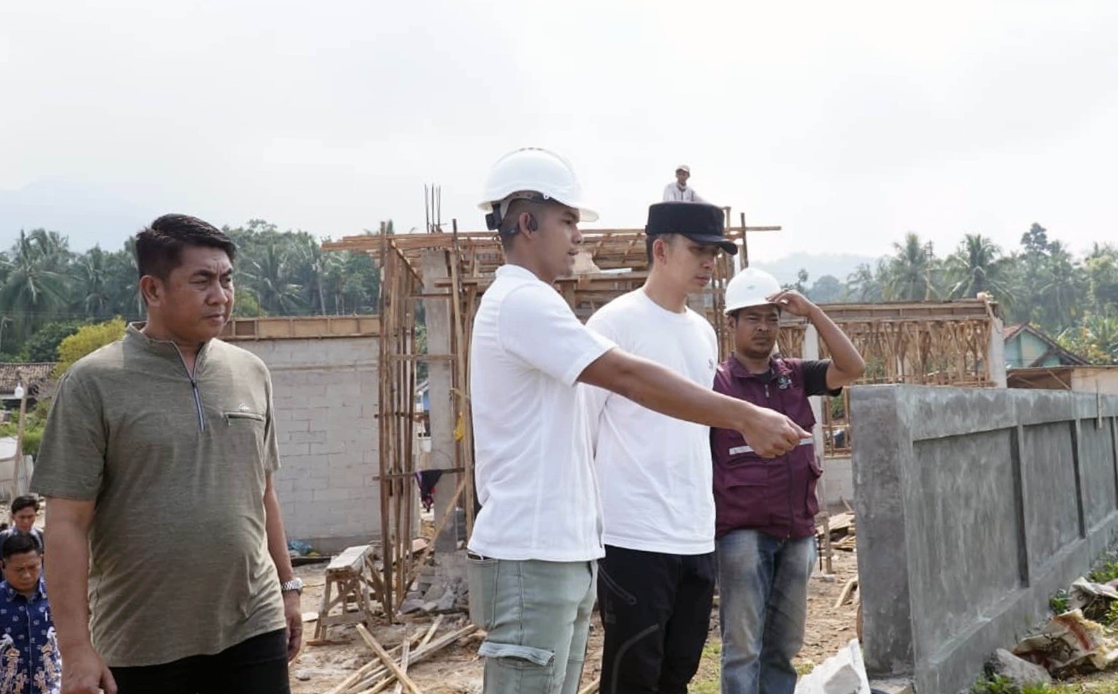 KNMP Desa Kunjir Capai 60 Persen, Bupati Egi Pastikan Program Presiden Berdampak Nyata bagi Warga Pesisir