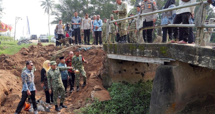 Sinergi Pemkab dan TNI: Pembangunan Jembatan Perintis Garuda di Lampung Selatan Dimulai, Akses Warga Kian Lancar