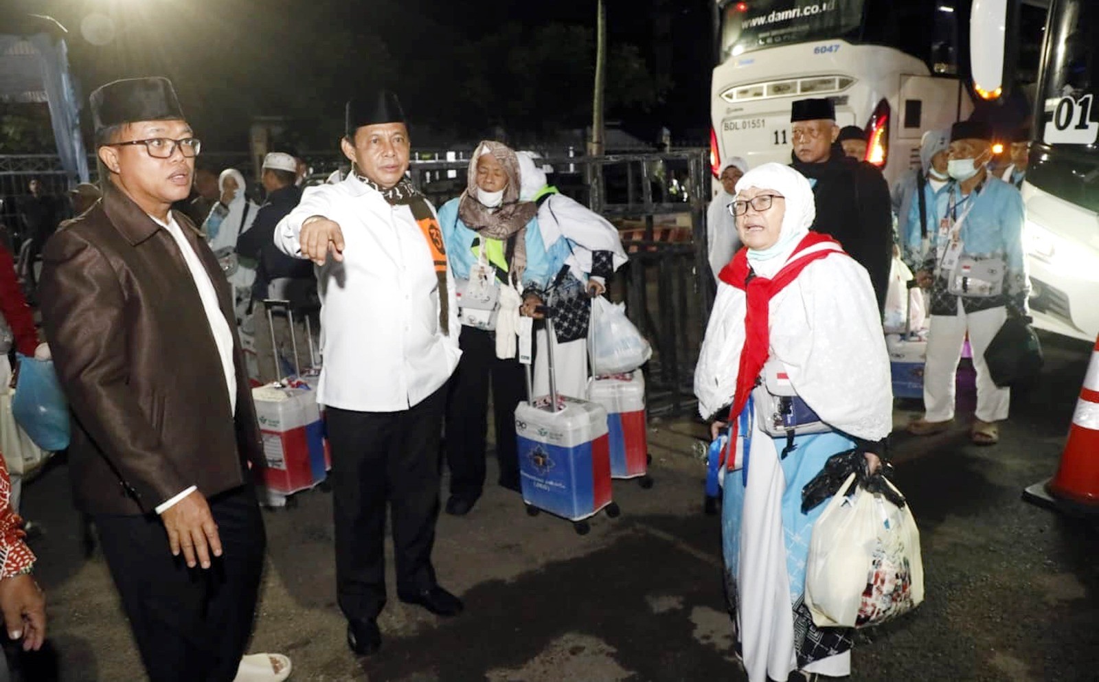 Tiba di Bumi Khagom Mufakat, 413 Jemaah Haji Kloter 17 Disambut Pemkab Lampung Selatan