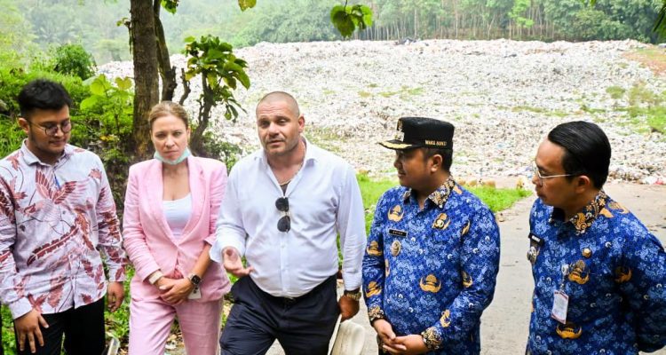 Investor Asal Kroasia, Lirik Kabupaten Pesawaran Lampung Untuk Kelola Sampah Investor Asal Kroasia, Lirik Kabupaten Pesawaran Lampung Untuk Kelola Sampah