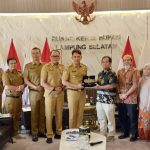 Bupati Egi Sambut Perpanjangan Kerja Sama dengan IIB Darmajaya, Tekankan Program yang Benar-Benar Dirasakan Masyarakat