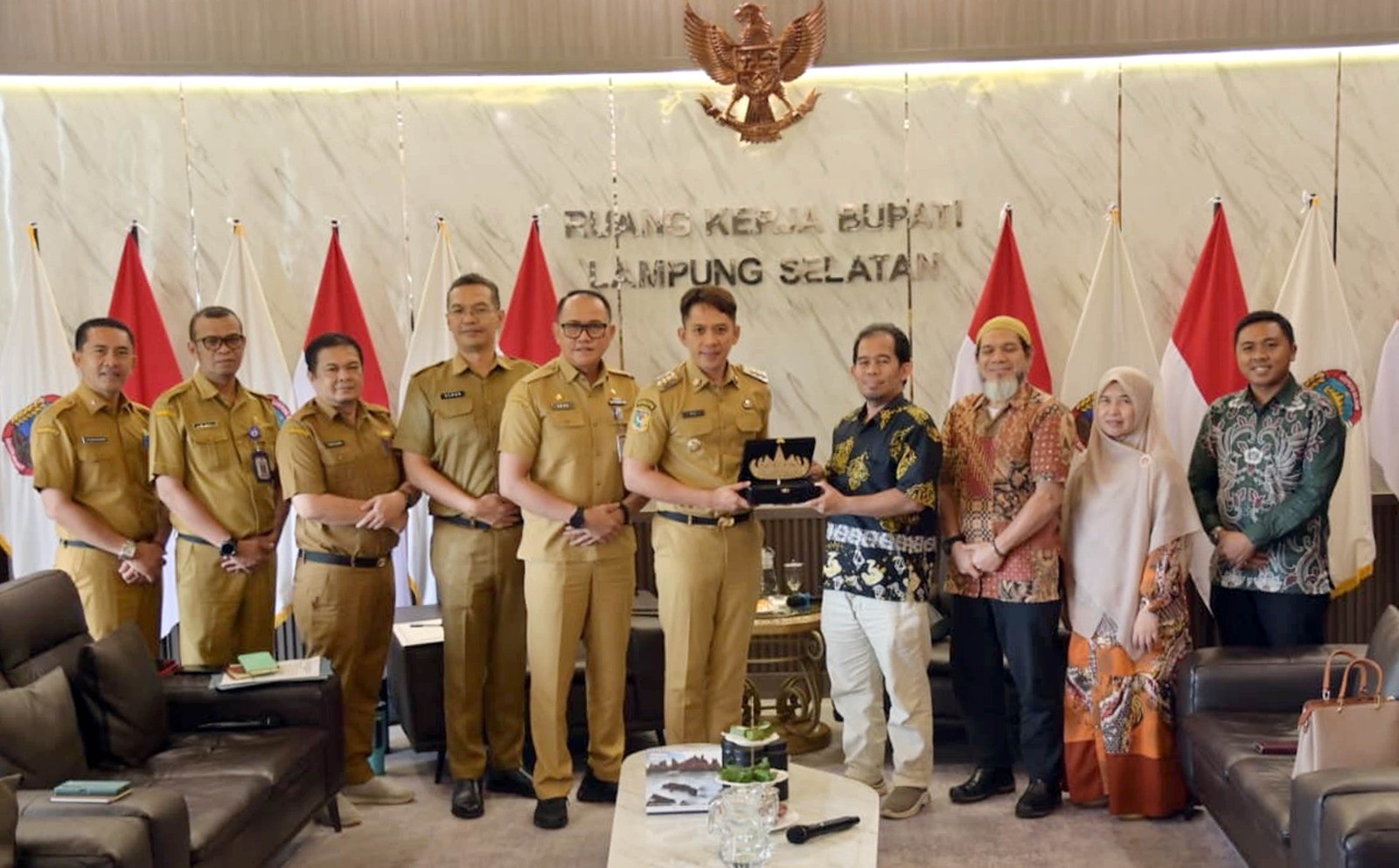 Bupati Egi Sambut Perpanjangan Kerja Sama dengan IIB Darmajaya, Tekankan Program yang Benar-Benar Dirasakan Masyarakat