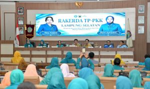 Bupati Egi Dorong TP PKK Jadi Garda Terdepan Gema HELAU, Bergerak Nyata dari Keluarga untuk Lampung Selatan Bupati Egi Dorong TP PKK Jadi Garda Terdepan Gema HELAU, Bergerak Nyata dari Keluarga untuk Lampung Selatan