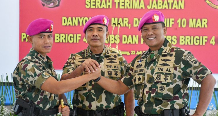 Danbrigif 4 Mar/BS Pimpin Sertijab Empat Jabatan Strategis di Lingkungan Brigif 4 Mar/BS