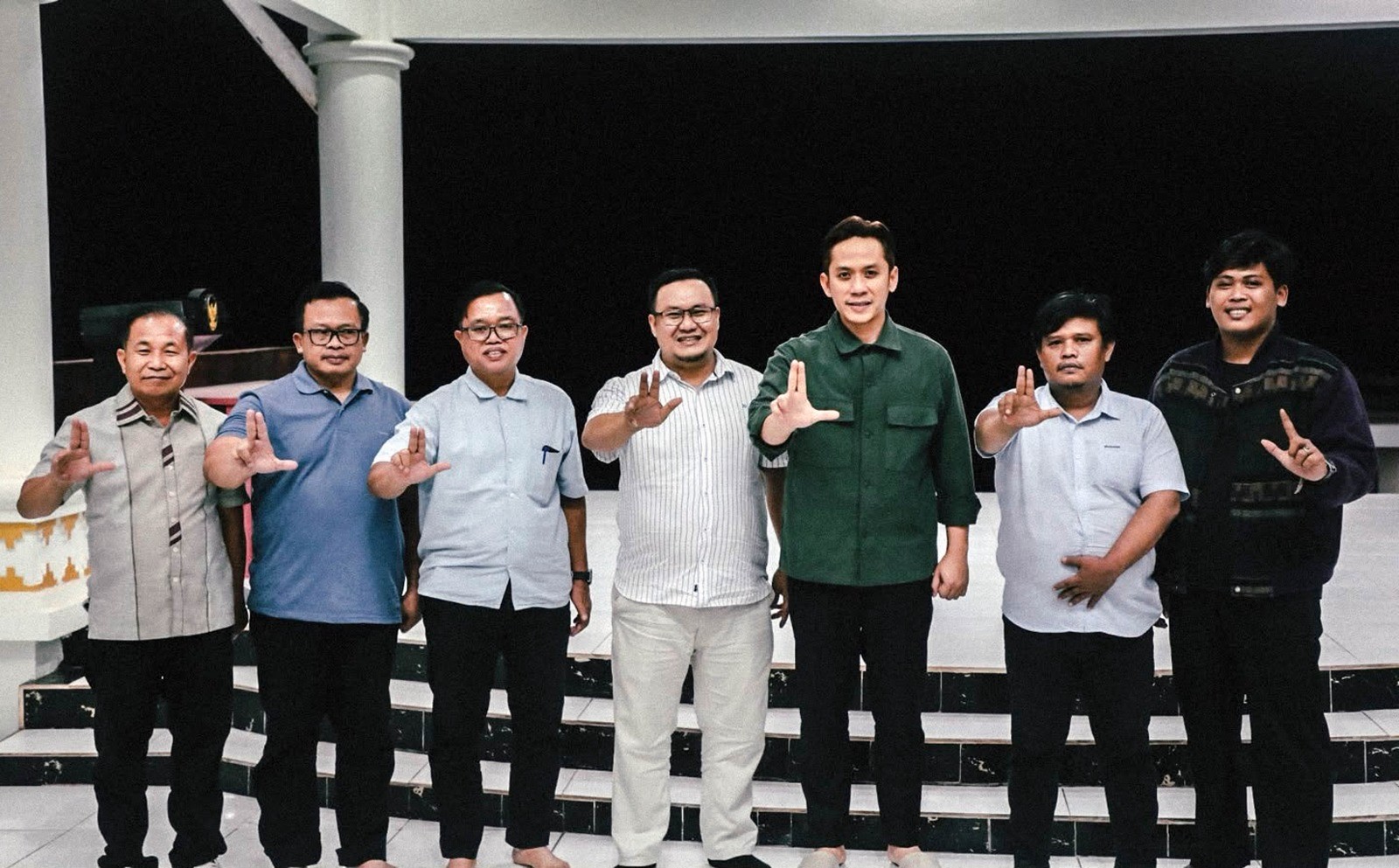 Karang Taruna Kabupaten Lampung Selatan Tutup Masa Bakti Lewat Lomba Pendakian Gunung Rajabasa, Bupati Radityo Egi Dukung Penuh
