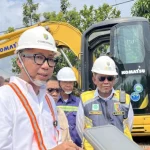 Gubernur Mirza Tinjau Perbaikan 3 Titik Jalan Di Way Kanan