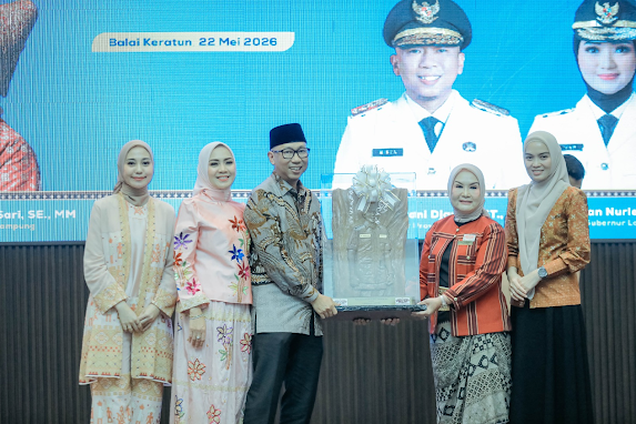 Gubernur Mirza Hadiri Acara Penyerahan Juara Lomba “Cawo Bubalah Lampung”